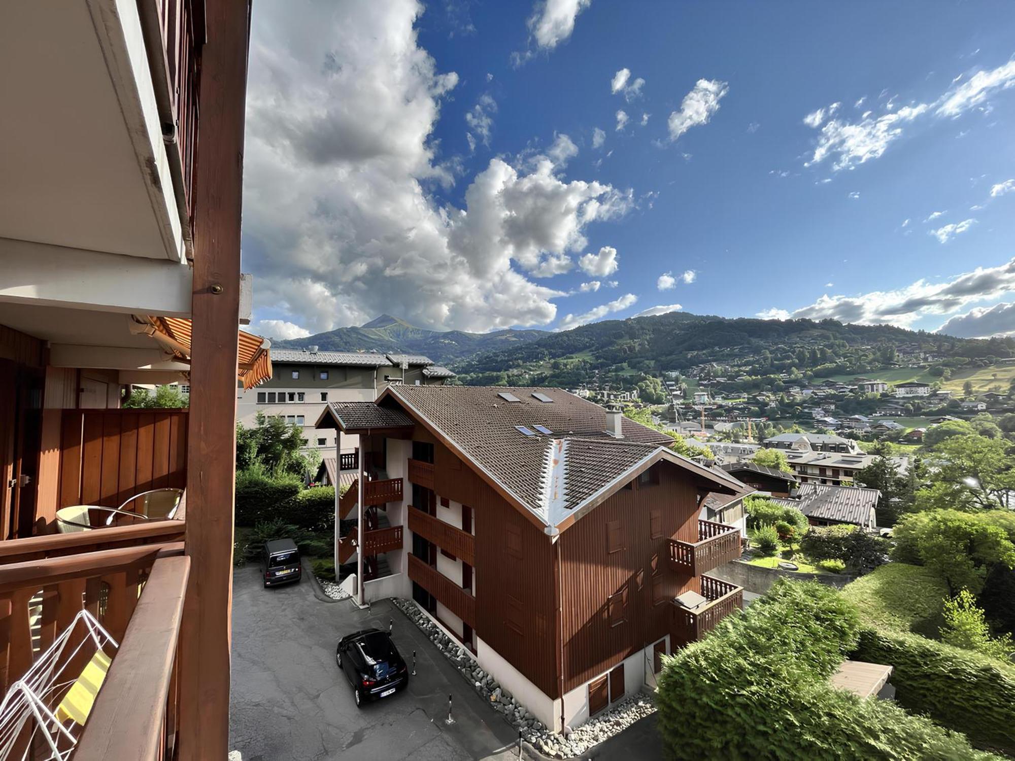 Ou Thermes? Un Appt Avec Vue Magnifique
