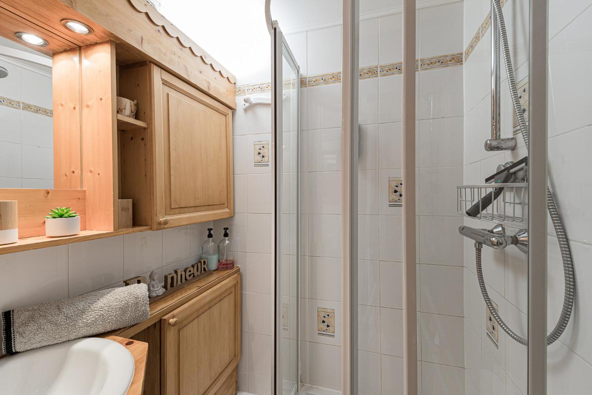 Apartment Ou Thermes? Un Appt Avec Vue Magnifique